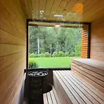 Vakantiehuis Ferienblockhaus Schwarzwald - Luxus Mit Sauna & Whirlpool *