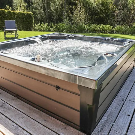 Ferienblockhaus Schwarzwald - Luxus Mit Sauna & Whirlpool 度假居