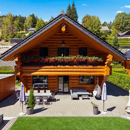 度假居 Ferienblockhaus Schwarzwald - Luxus Mit Sauna & Whirlpool 费尔德伯格