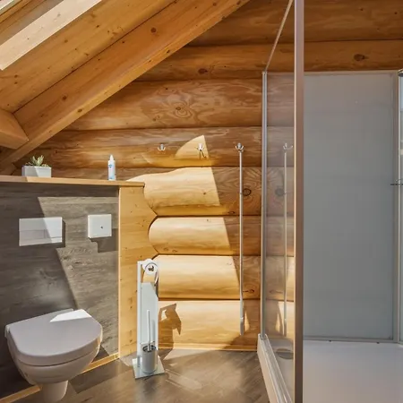 Ferienblockhaus Schwarzwald - Luxus Mit Sauna & Whirlpool 度假居